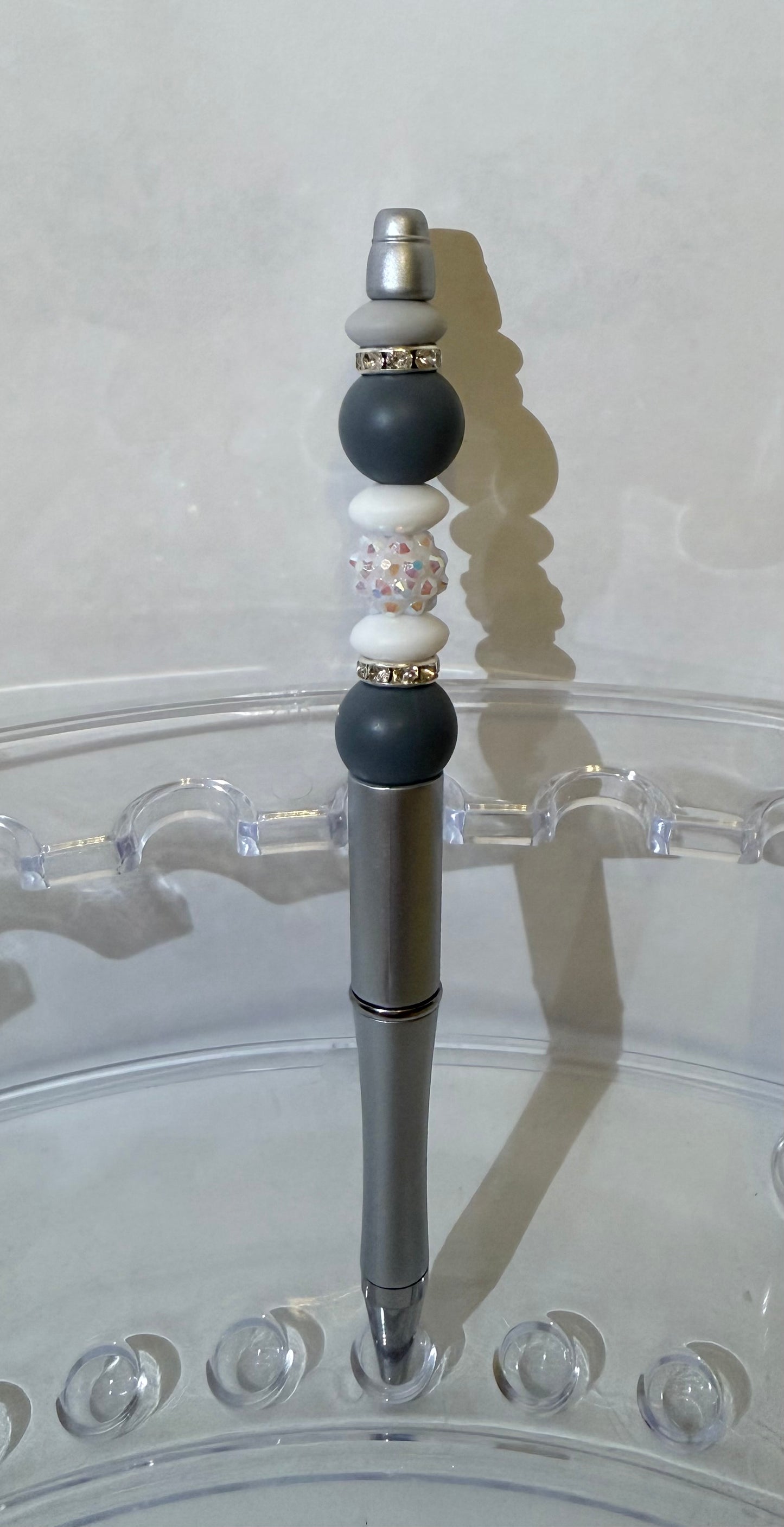 Gray Pen