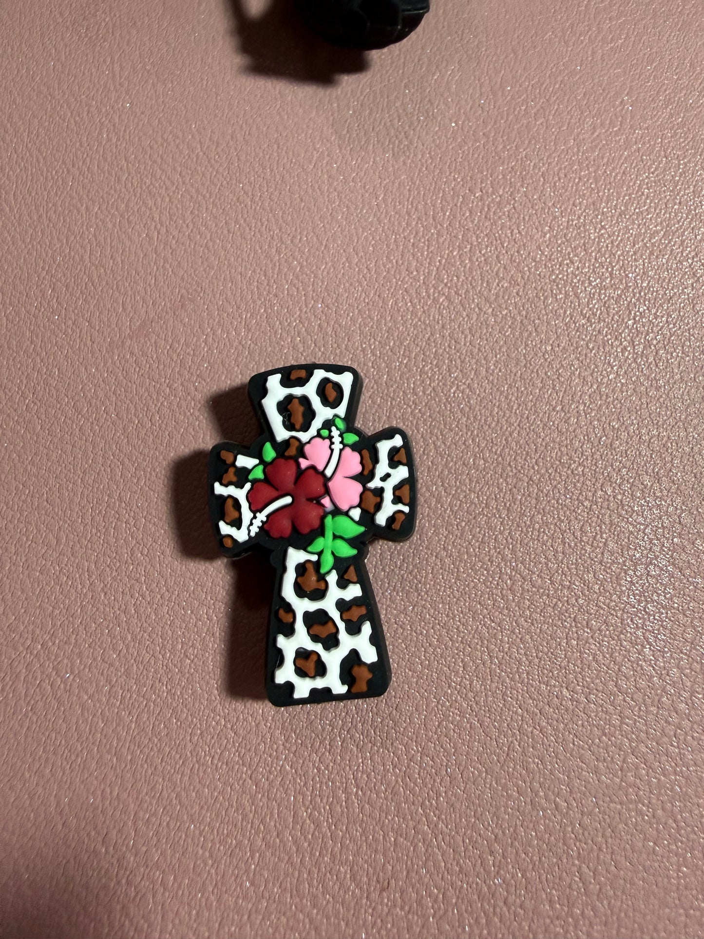 Floral Cross Focal