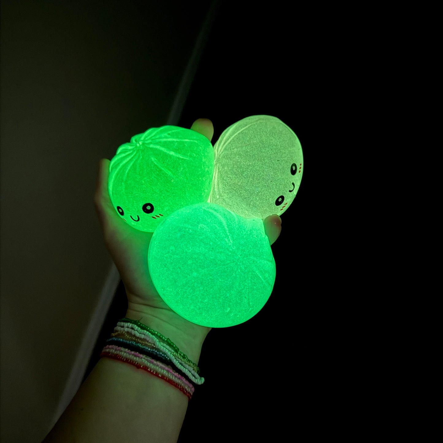 Squishy Toy - Viral Dumpling, Glow In The Dark