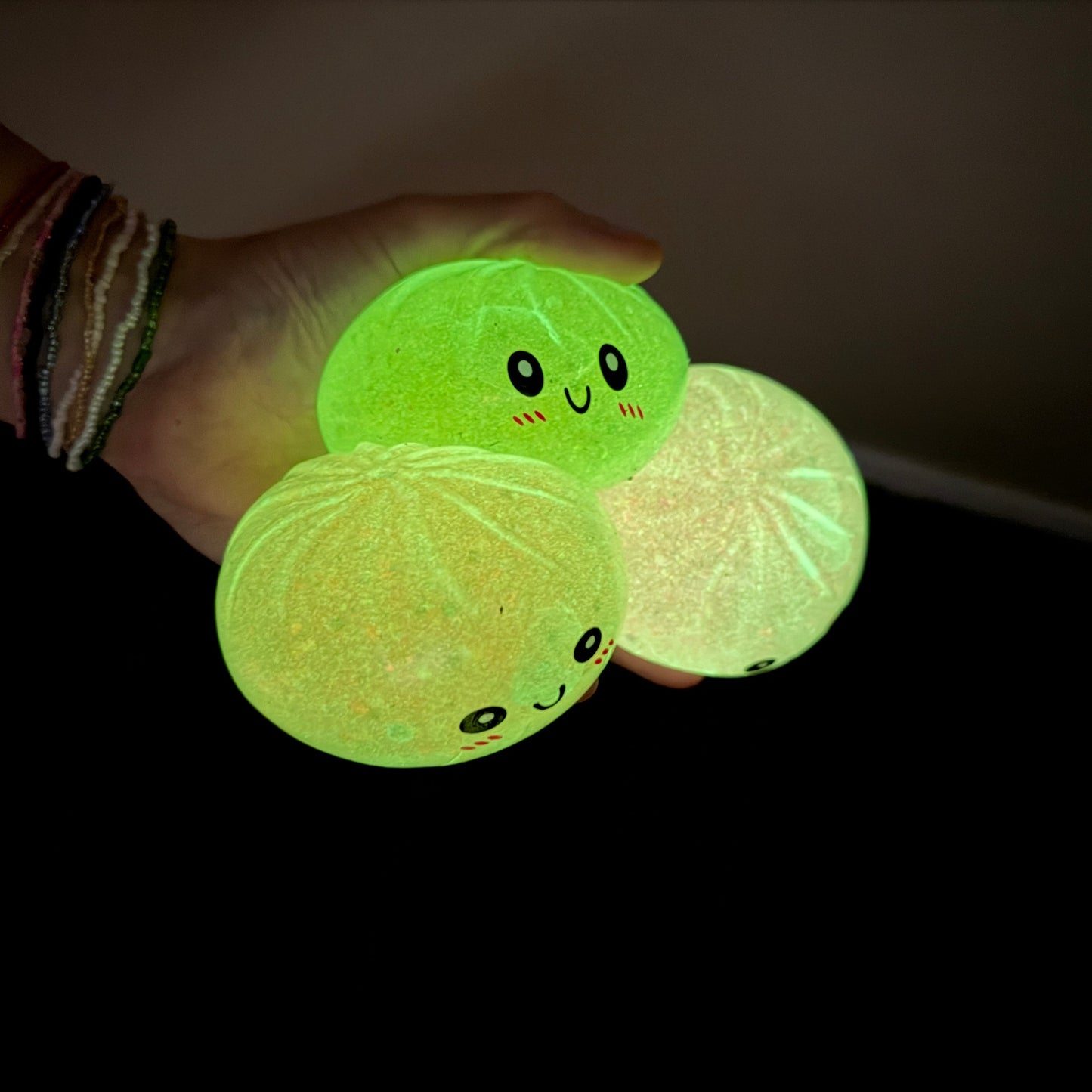 Squishy Toy - Viral Dumpling, Glow In The Dark