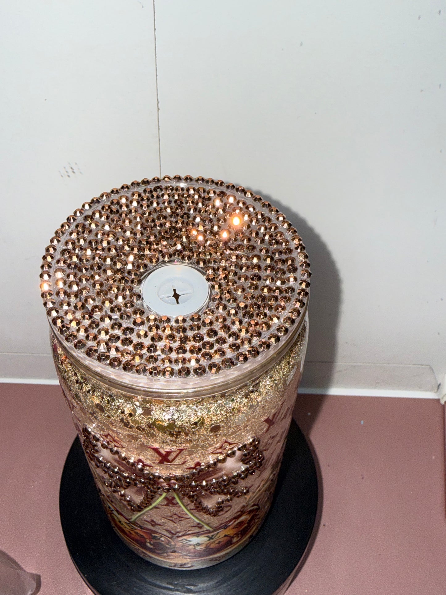 LV gold dry glitter Premade Cup
