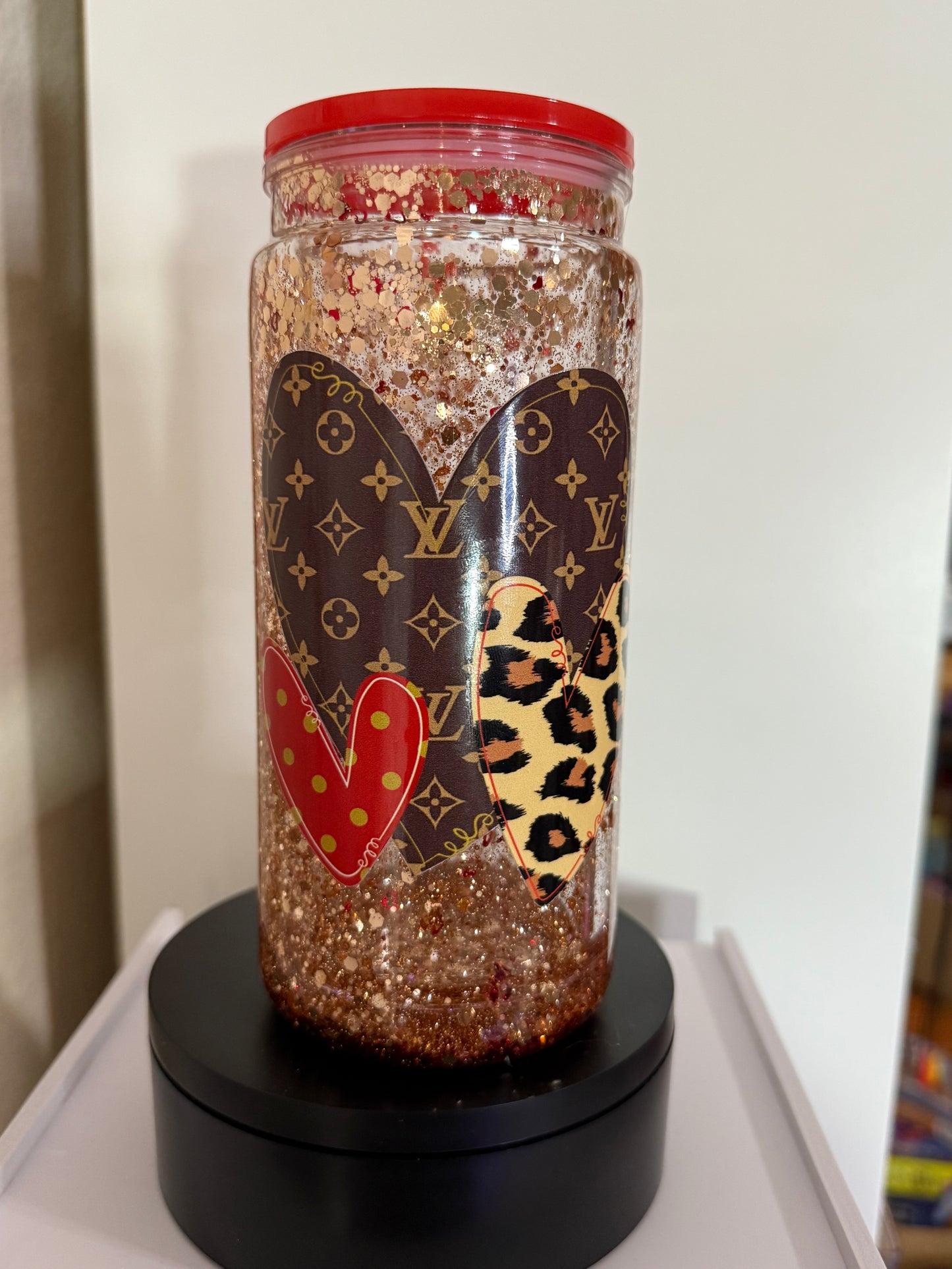 LV Hearts glitter waterfall premade cup