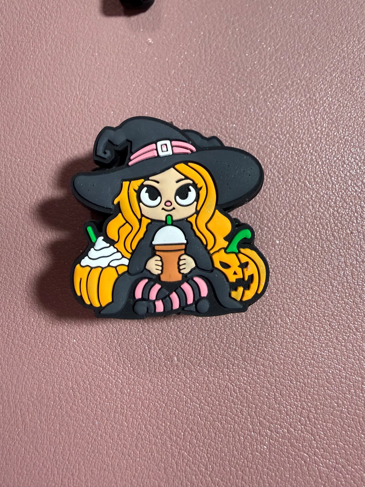Witch Focal