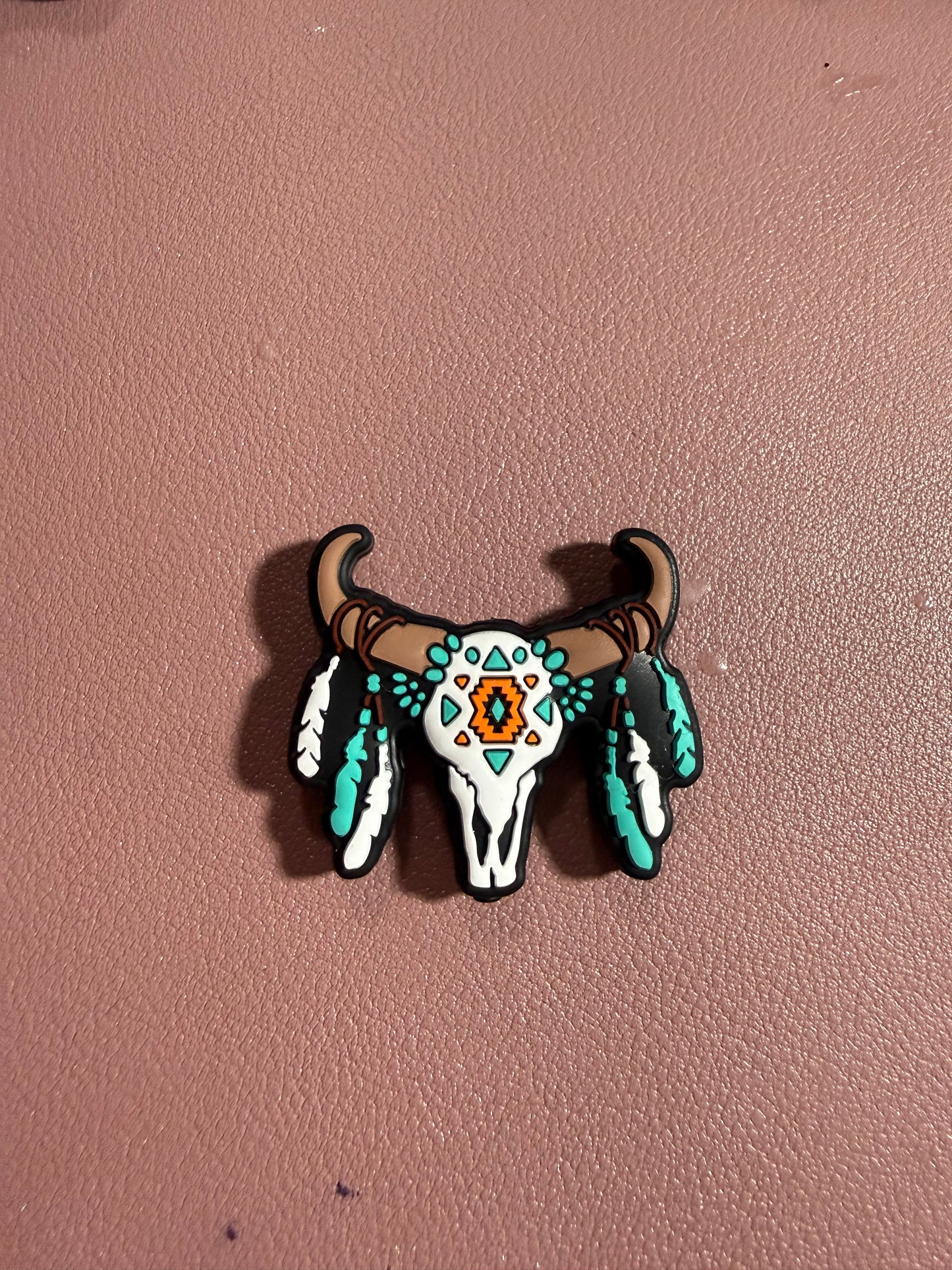 Skull Feather Focal
